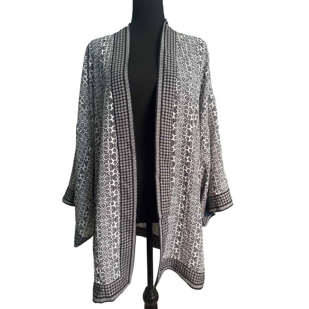 Max Studio Womens 1X Kimono Cardigan Black White  Floral Open Front Boho
